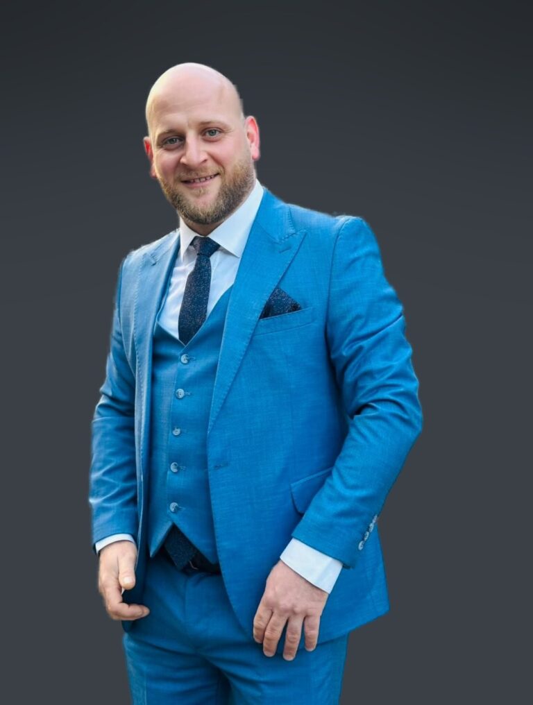 Taef Saad Matee Barsum, Inhaber von Ronnenberger Fliesen